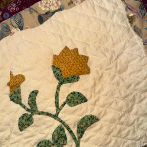Vintage Floral Quilted Pillow Shams Country Cottage core Pair - Picture 4 of 5